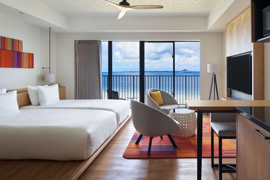 Hilton Club The Beach Resort Sesoko Nakijin Ruang foto